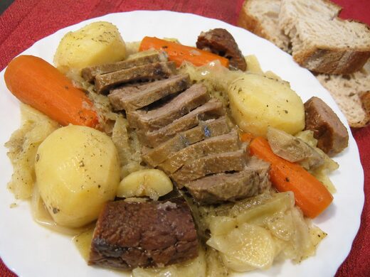 Recette de l’Azinat ariégeois : saveurs authentiques des Pyrénées