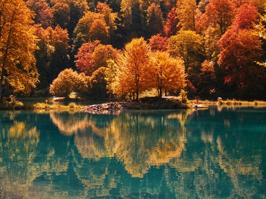 Ariège en automne : les plus beaux spots photos et randonnées saisonnières