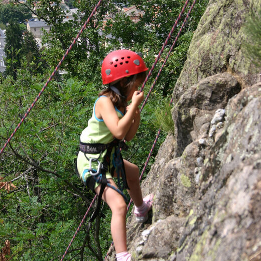 Classes montagne en Ariège : exploration, traditions et escalade