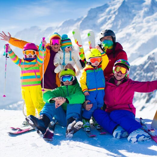 Séjours éducatifs en Ariège pour enfants : ski, raquettes et traîneaux