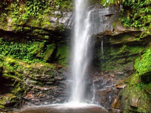 The 6 most beautiful waterfalls in Ariège: a journey to the heart of nature